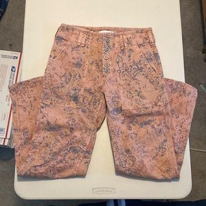 NWOT Anthropologie Wanderer Pants Size 25 Mid Rise